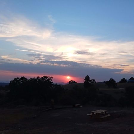 Campground At Sequoia Mountain Farms - Bring Your Own Tent Or Rv - No Bedrooms Or Beds Provided Miramonte 외부 사진