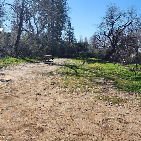 Campground At Sequoia Mountain Farms - Bring Your Own Tent Or Rv - No Bedrooms Or Beds Provided Miramonte 외부 사진