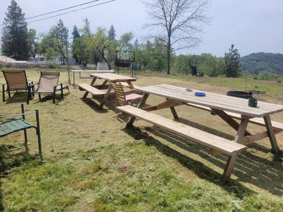 Campground At Sequoia Mountain Farms - Bring Your Own Tent Or Rv - No Bedrooms Or Beds Provided Miramonte 외부 사진
